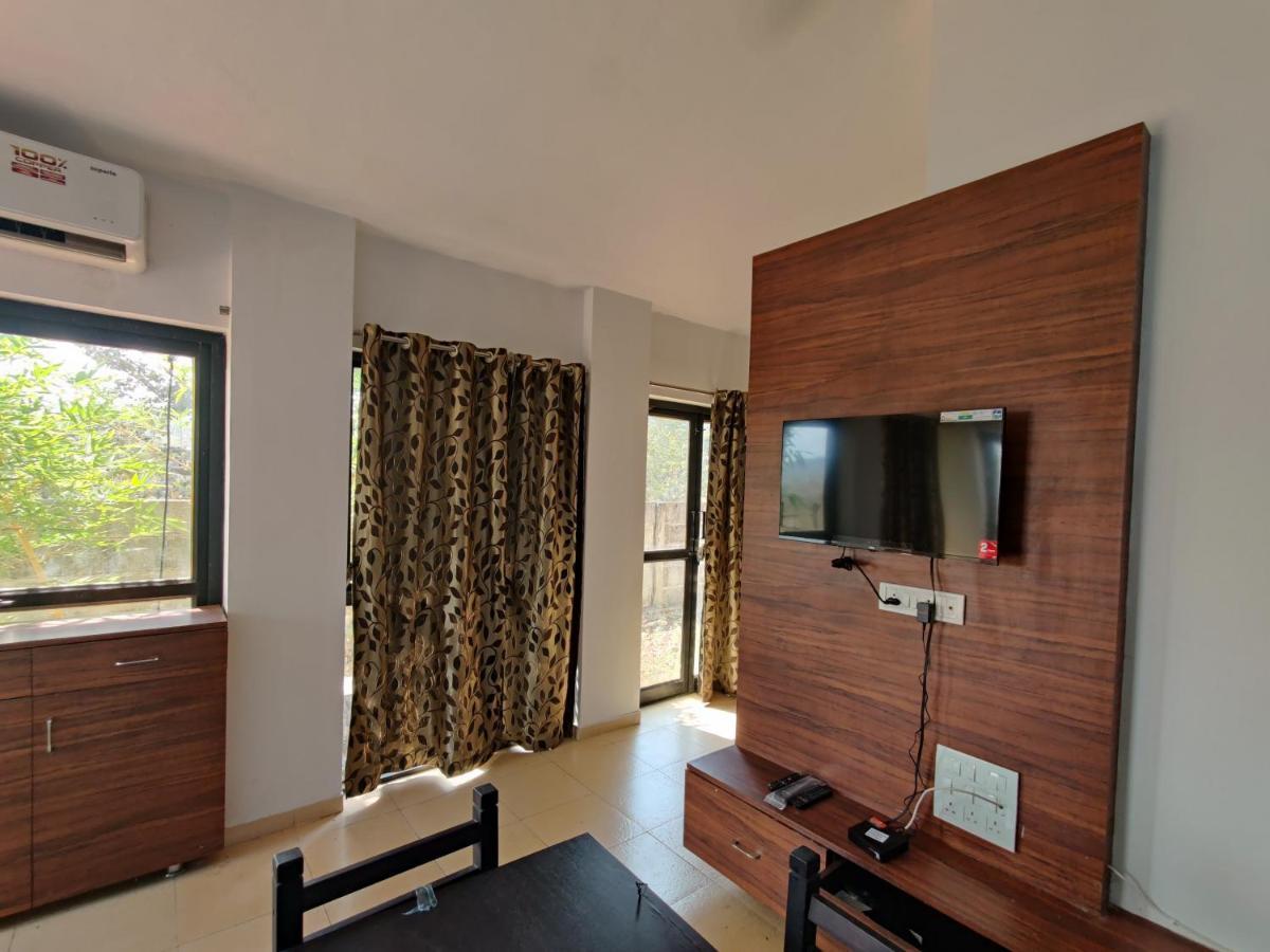 Jenjon Karjat Resort - One Bhk Premium Chalet With Optional Swimming Pool Buitenkant foto